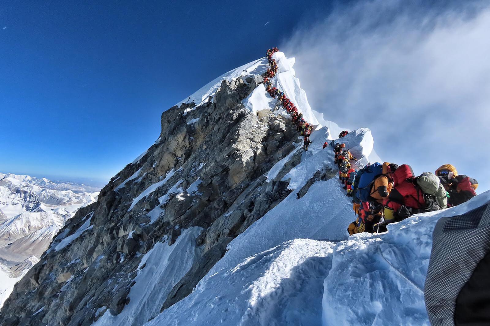 Everest'e tırmanış kuyruğu - Kaynak: Reddit